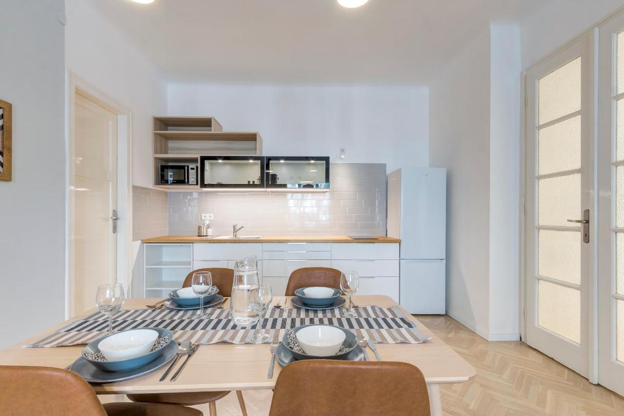 d.Five Gálya Apartment Budapeşte Dış mekan fotoğraf